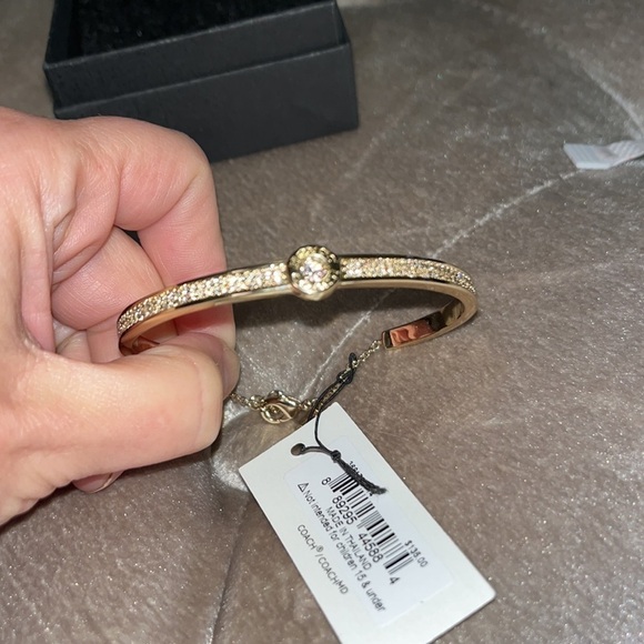 Coach golden bracelet with pave crystals and extender chain, new - Picture 6 of 8